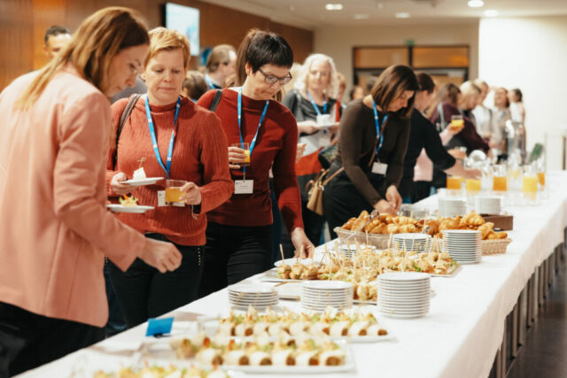 Hamilton 10. years-135