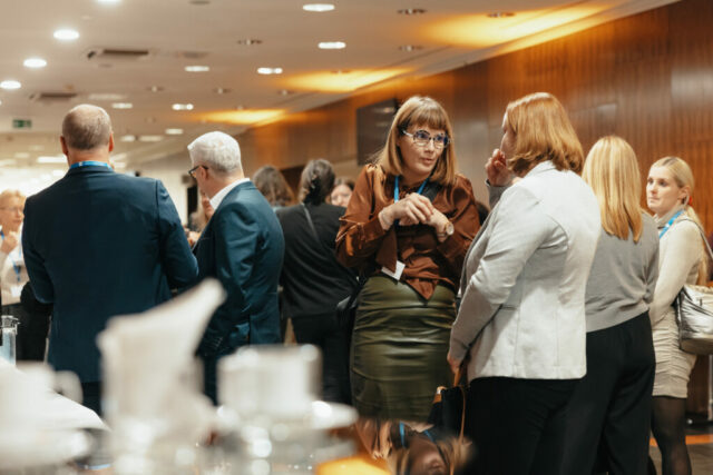 Hamilton 10. years-150