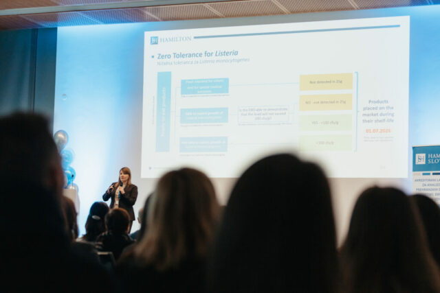 Hamilton 10. years-156