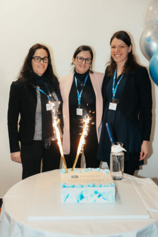 Hamilton 10. years-205